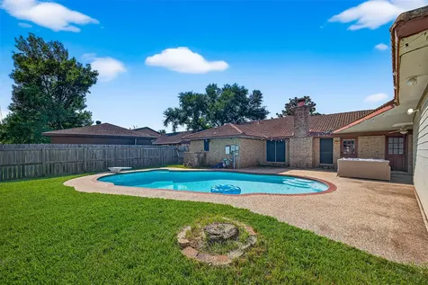 4407 Yosemite Drive Pasadena TX 77504