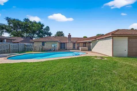 4407 Yosemite Drive Pasadena TX 77504