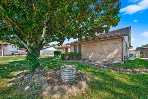 4407 Yosemite Drive Pasadena TX 77504