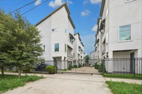 2619 Hutchins Street Houston TX 77004