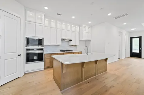 523 Cypress Valley Avenue Montgomery TX 77316