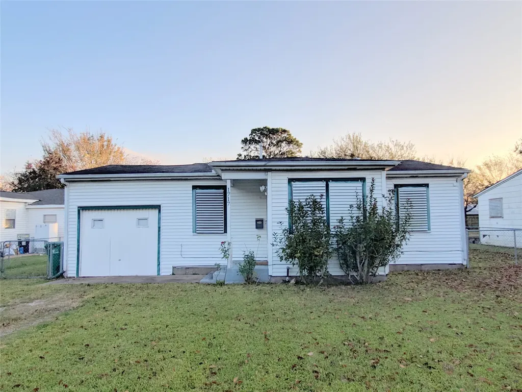 1717 Hawthorne Street La Marque TX 77568