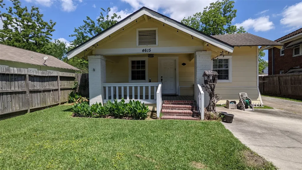 4615 Woodside Street Houston TX 77023