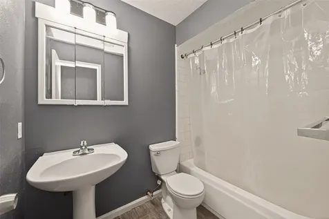 16643 Seawolf Drive Houston TX 77062