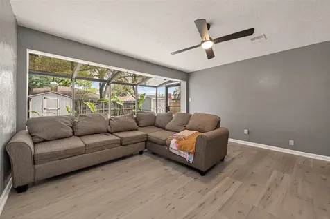 16643 Seawolf Drive Houston TX 77062