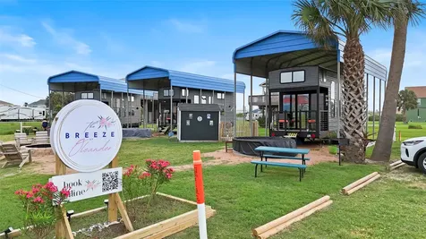 1845 Oleander Crystal Beach TX 77650