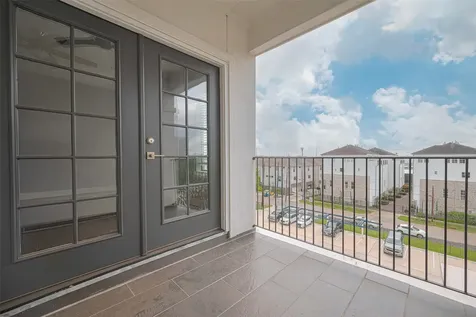 4318 E Center Street Houston TX 77007