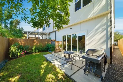 1529 Laird Street Houston TX 77008