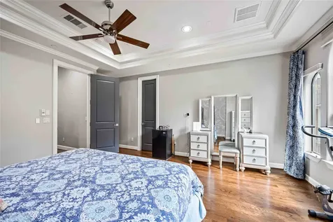 328 Bomar Street Houston TX 77006