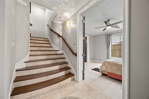 328 Bomar Street Houston TX 77006