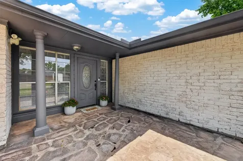 2307 Clearbrook Drive Missouri City TX 77489