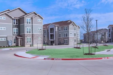 5712 Azle Avenue Fort Worth TX 76106