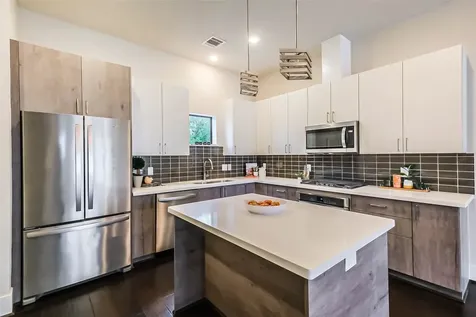 2401 Crawford Street C1b Houston TX 77004