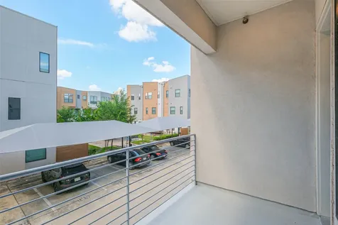 2401 Crawford Street C1b Houston TX 77004