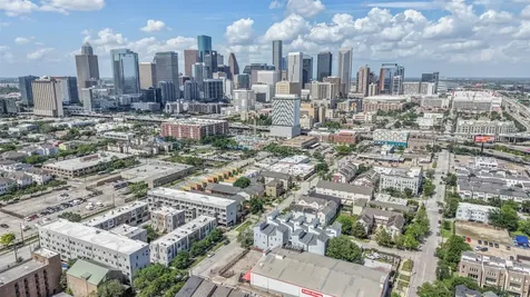 2401 Crawford Street C1b Houston TX 77004