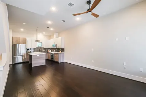 2401 Crawford Street C1b Houston TX 77004