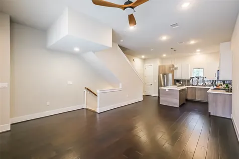 2401 Crawford Street C1b Houston TX 77004