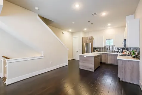 2401 Crawford Street C1b Houston TX 77004