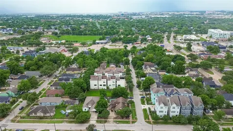 4802 Sherman Street Houston TX 77011