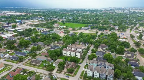 4802 Sherman Street Houston TX 77011