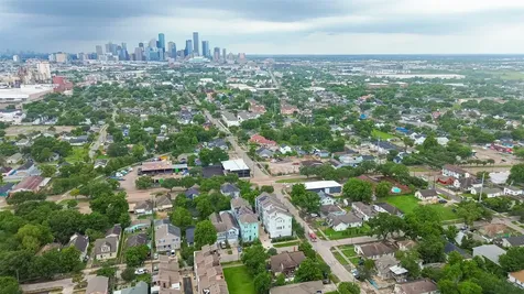 4802 Sherman Street Houston TX 77011