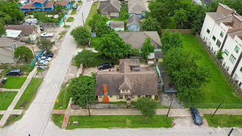 4802 Sherman Street Houston TX 77011
