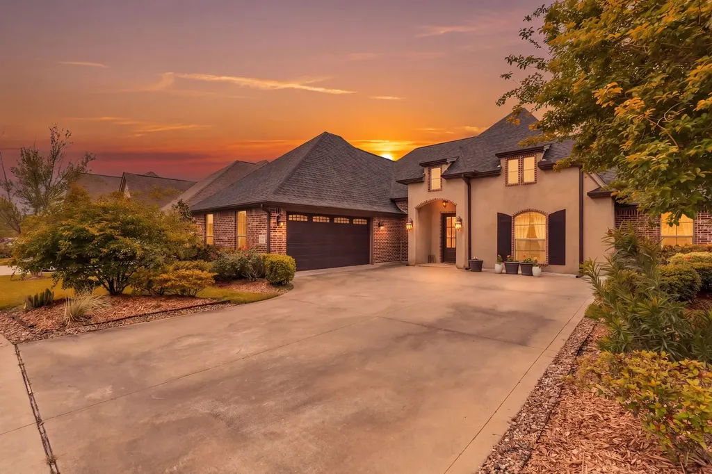 330 Chaple Creek Drive Lumberton TX 77657