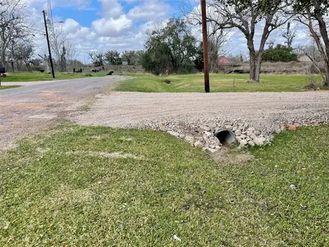 0 Travis Avenue Sweeny TX 77480
