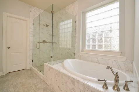 1615 Lakeside Enclave Drive Houston TX 77077