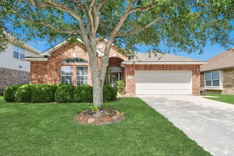 945 Autumn Brook Street Seabrook TX 77586