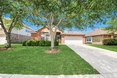 945 Autumn Brook Street Seabrook TX 77586