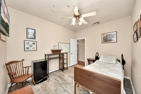 945 Autumn Brook Street Seabrook TX 77586