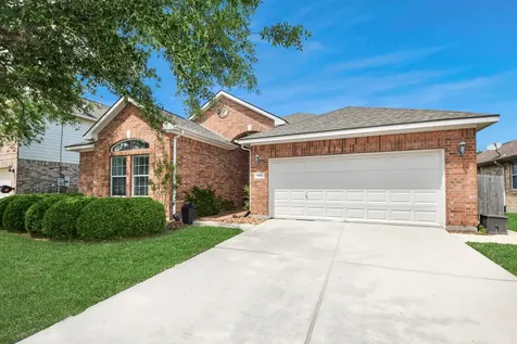 945 Autumn Brook Street Seabrook TX 77586