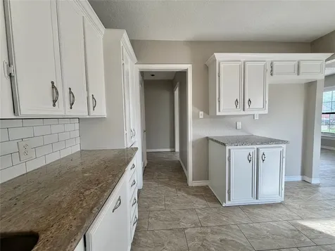 1214 W 5th Street Freeport TX 77541