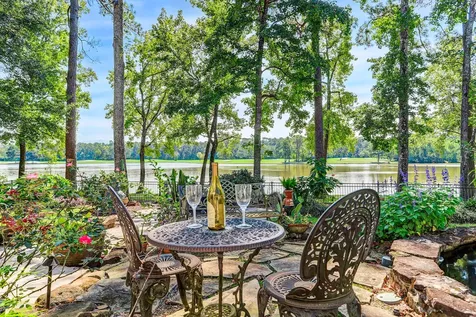 14 Shorelake Drive Kingwood TX 77339