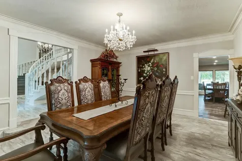 14 Shorelake Drive Kingwood TX 77339