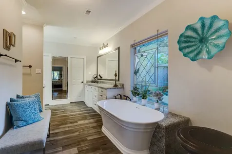 14 Shorelake Drive Kingwood TX 77339