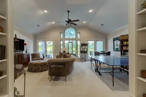 14 Shorelake Drive Kingwood TX 77339