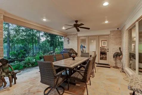 14 Shorelake Drive Kingwood TX 77339