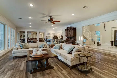 14 Shorelake Drive Kingwood TX 77339