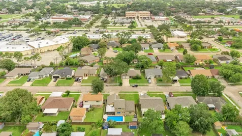 4906 Fairdale Street Pasadena TX 77505