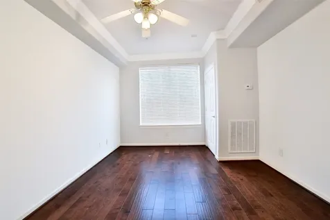6611 W Sam Houston Parkway Parkway S 1f Houston TX 77072