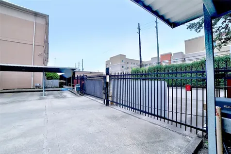 6611 W Sam Houston Parkway Parkway S 1f Houston TX 77072