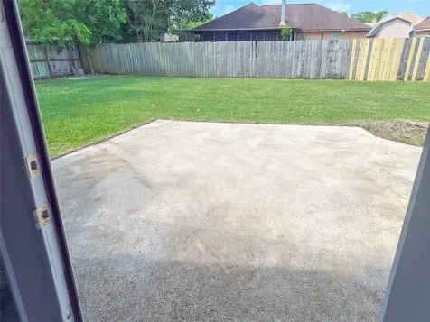 518 Walnut Street Lake Jackson TX 77566