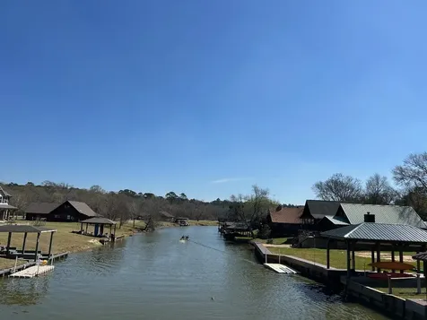 7 Wildwood Lake Drive Huntsville TX 77340