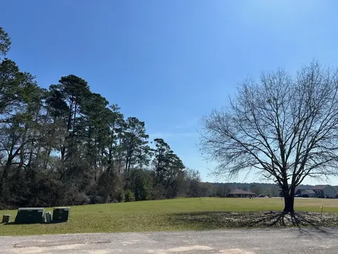 7 Wildwood Lake Drive Huntsville TX 77340