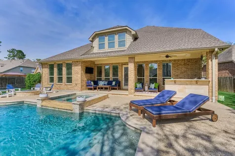 128 Shane Street Montgomery TX 77316