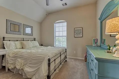 128 Shane Street Montgomery TX 77316