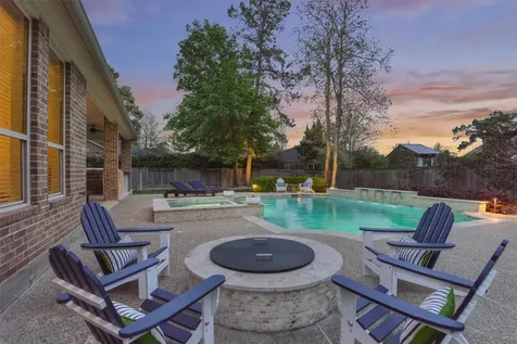 128 Shane Street Montgomery TX 77316