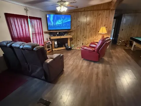 11813 13th Street Santa Fe TX 77510